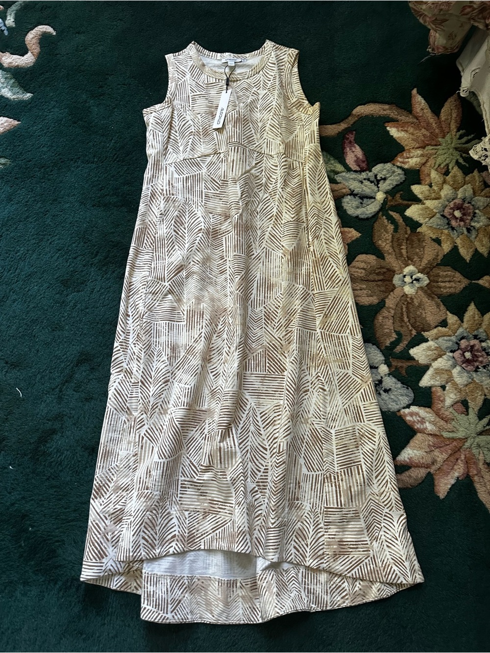 Chico's Sleeveless Beige & White Printed Maxi Dress NWT